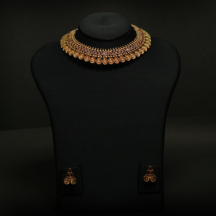 Traditional Chettinad Antique Necklace with Ruby Stones – Evlath Jewels